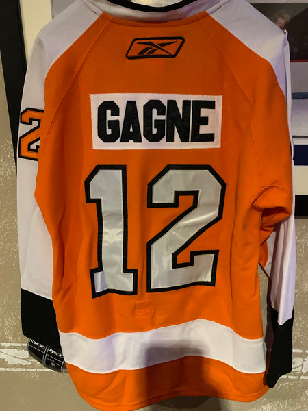 2012-13 Simon Gagne Philadelphia Flyers Game Worn Jersey - Photo